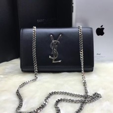 Чанта от гладка кожа с верижка YSL 22 см, черно-сребриста
