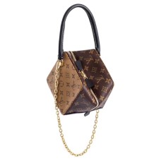 Чанта Louis Vuitton с квадратна верига M62791 от монограмно платно