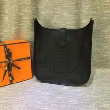 Hermes Evelyne III Togo кожена чанта през рамо черна