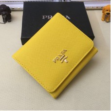 Портфейли Prada 1M0176 от сафианова кожа в жълто