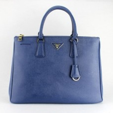 Чанта тоут Prada 1786 в синьо с кръстосани шарки