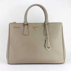 Чанта тоут Prada 1786 сива с кръстосани шарки
