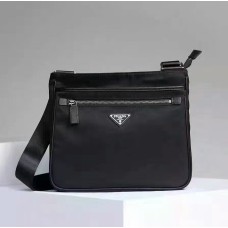 Мъжка платнена чанта през рамо Prada VA251 черна
