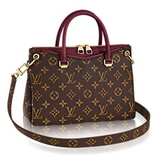 Чанта Louis Vuitton M41825 Pallas BB Tote от монограмно платно