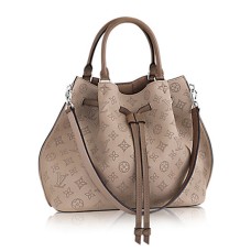 Чанта Louis Vuitton M54403 Girolata от кожа Mahina