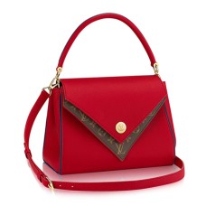 Чанта Louis Vuitton M54624 с двоен V-образен профил, изработена от мека телешка кожа