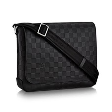 Louis Vuitton N41286 District PM Messenger Bag Damier Infini кожа